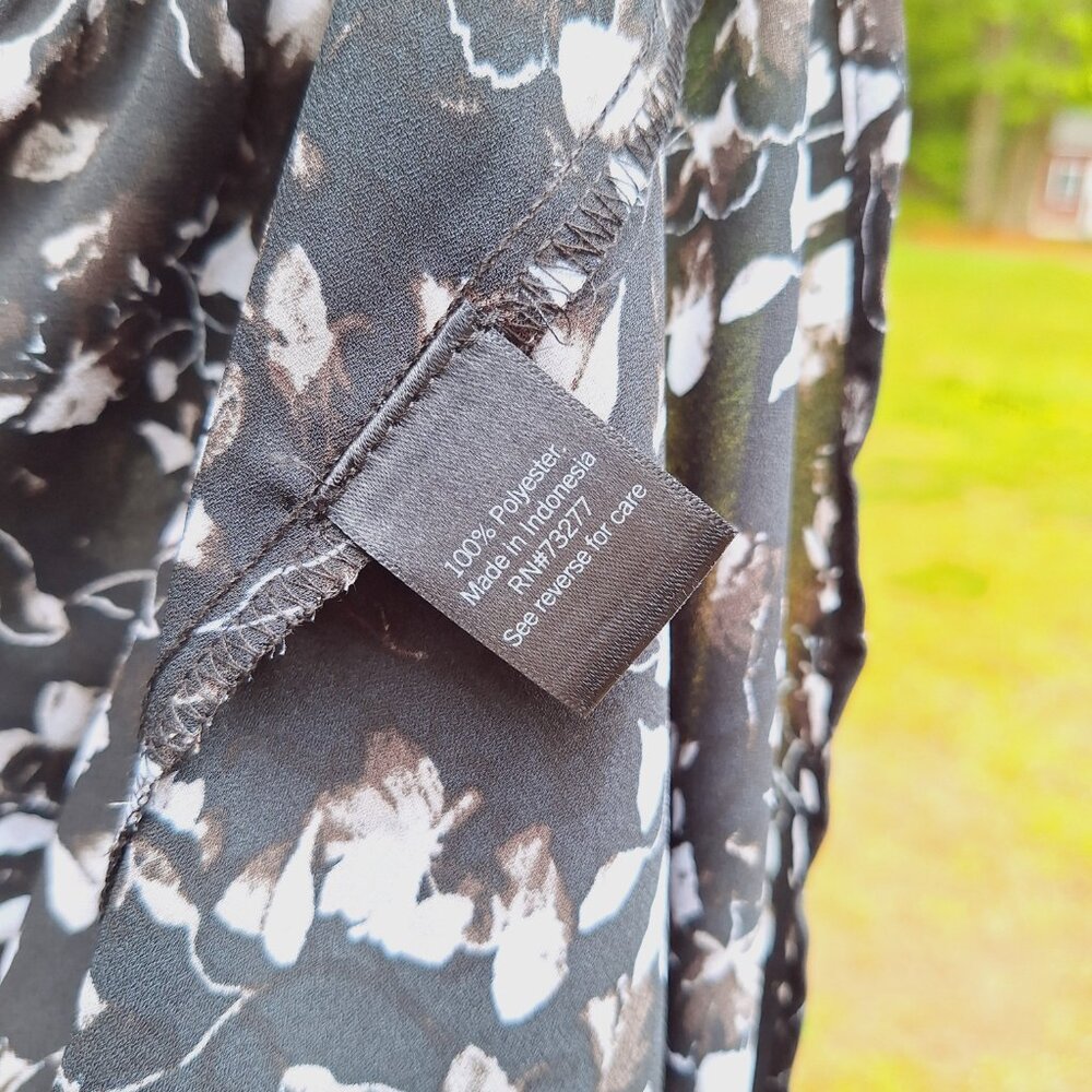 NWT Simply Vera Ruffle Shell Tank - Picture 6 of 6